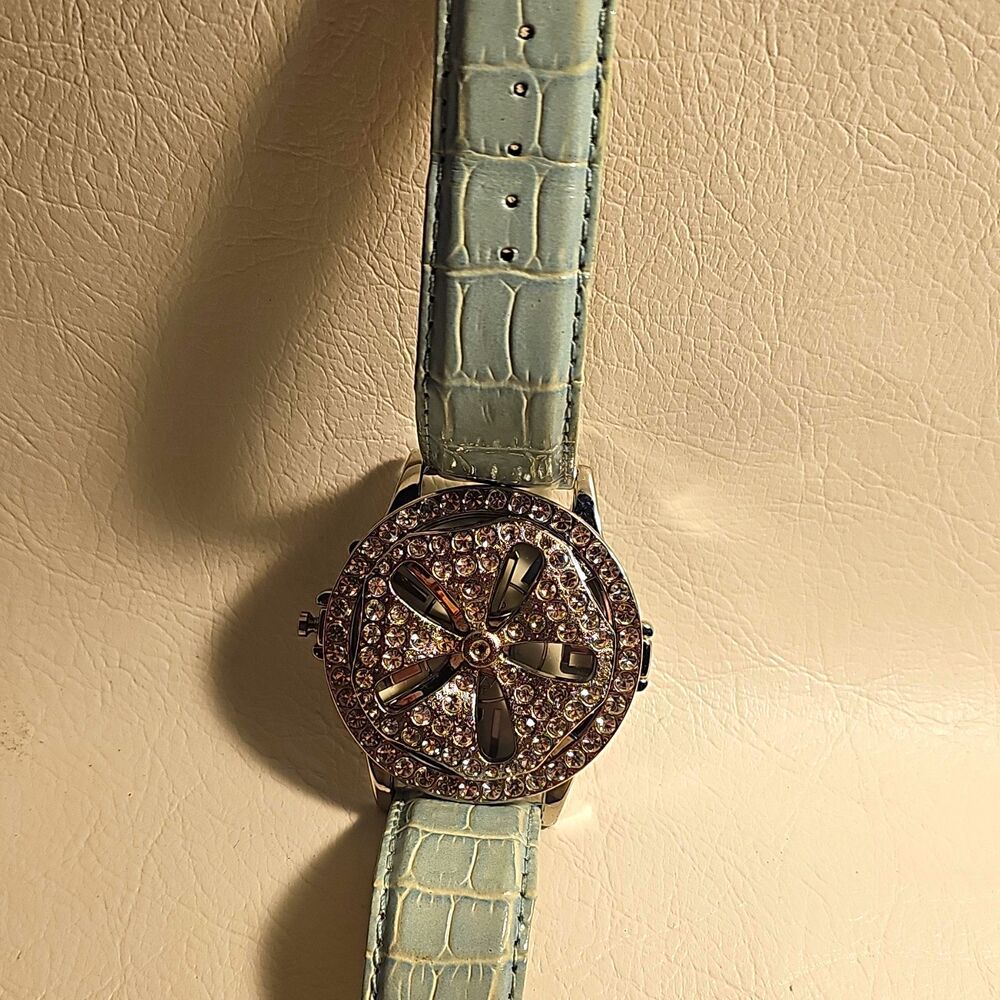 Women’s Analog Round Watch White Dial Arabic Numerals Silver Rhinestone Bezel
